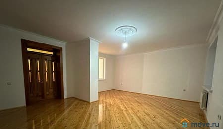 Продаем трехкомнатную квартиру, 107 м², этаж 2 из 5. Фото 2
