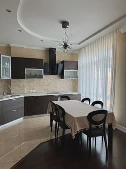 Продать четырехкомнатную квартиру, 136 м², этаж 9 из 9. Фото 2