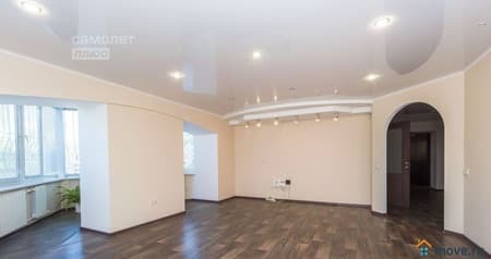 Продажа трехкомнатной квартиры, 230.6 м², этаж 1 из 4. Фото 6