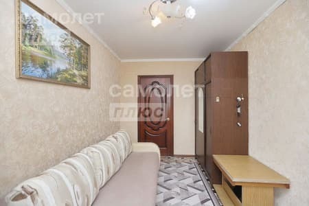 Продается трехкомнатная квартира, 61.5 м², этаж 4 из 5. Фото 6