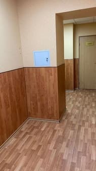 Сдается в аренду двухкомнатная квартира, 54 м², этаж 1 из 5. Фото 6