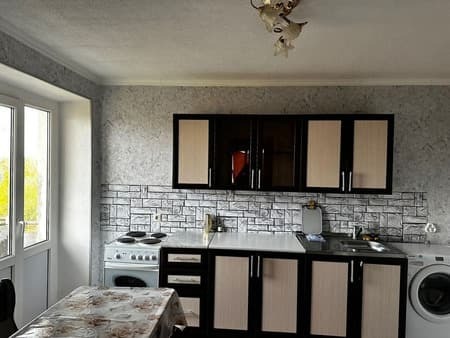 Сдам двухкомнатную квартиру, 37 м², этаж 4 из 5. Фото 1