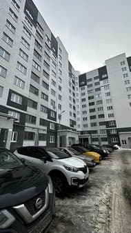 Продажа однокомнатной квартиры, 33.3 м², этаж 1 из 10. Фото 2