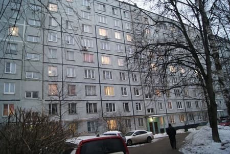Продажа однокомнатной квартиры, 32.3 м², этаж 1 из 9. Фото 1