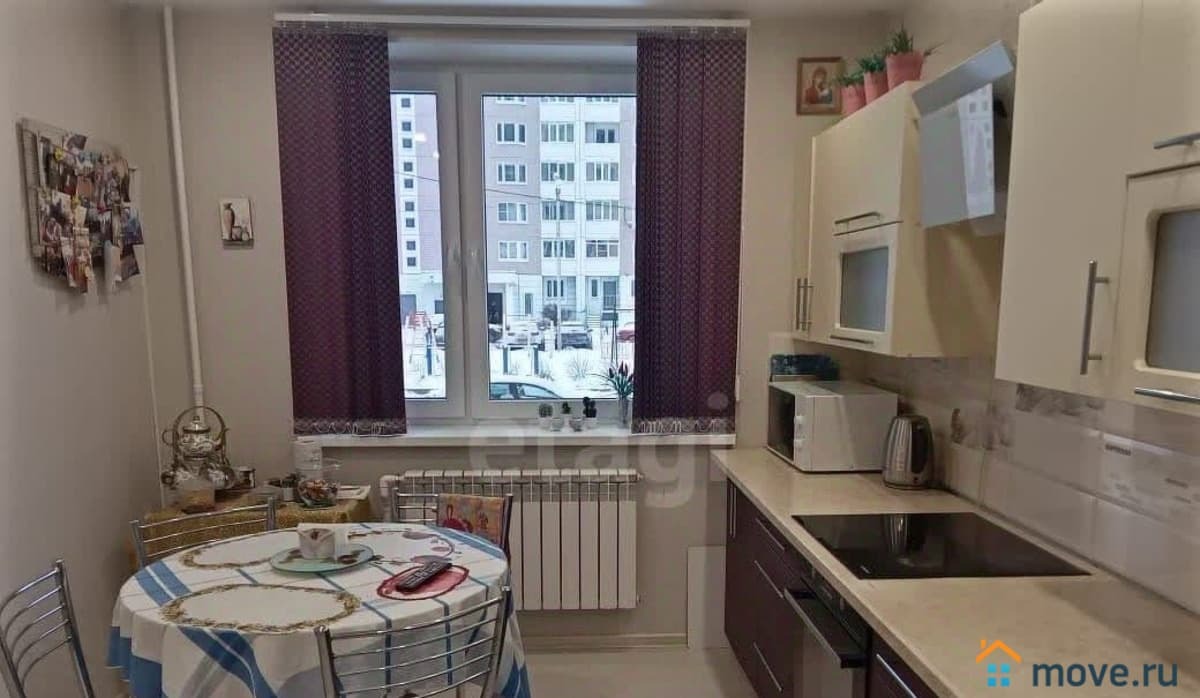 2-комн. квартира, 60.5 м²