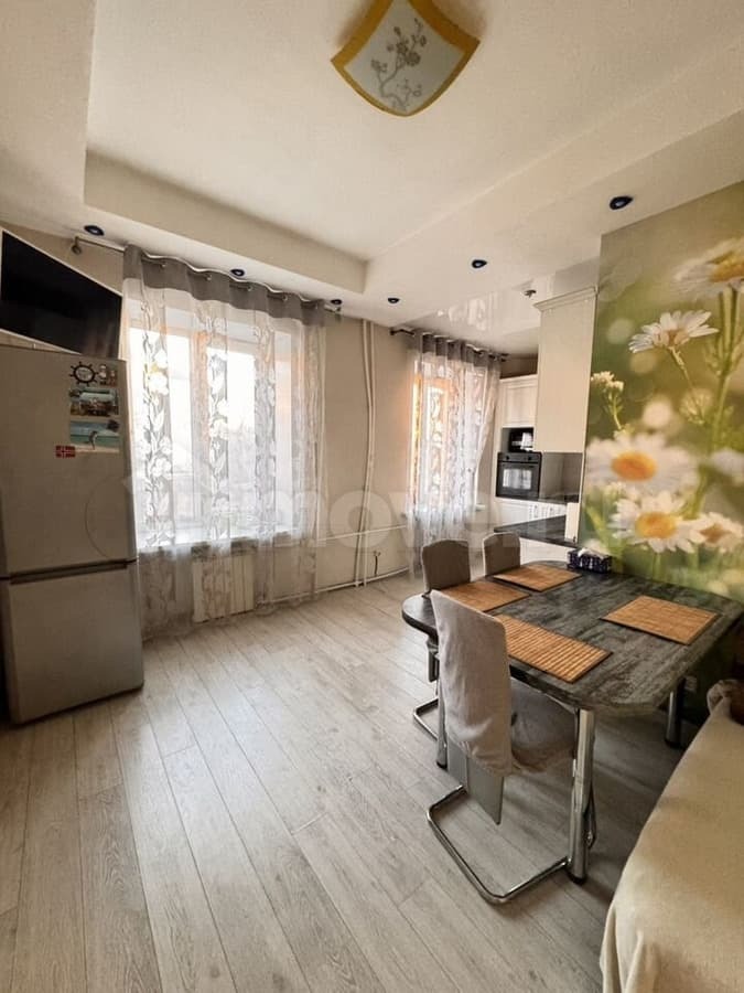 3-комн. квартира, 98 м²