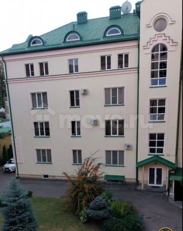 3-комн. квартира, 305 м²